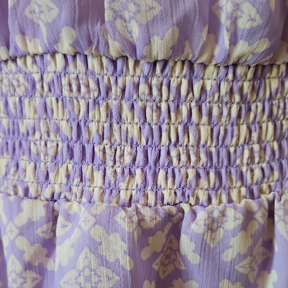 Lavender Print Blouse - Picture 4 of 11